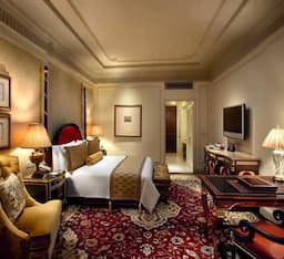 Premier Room